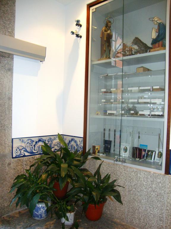 Casa De Retiros N. S. Perpetuo Socorro Ξενοδοχείο Γκιμαράες Εξωτερικό φωτογραφία